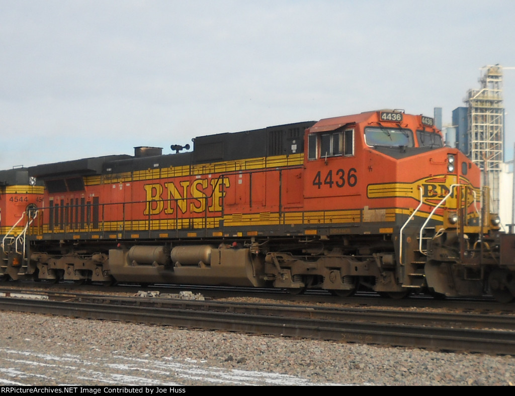 BNSF 4436